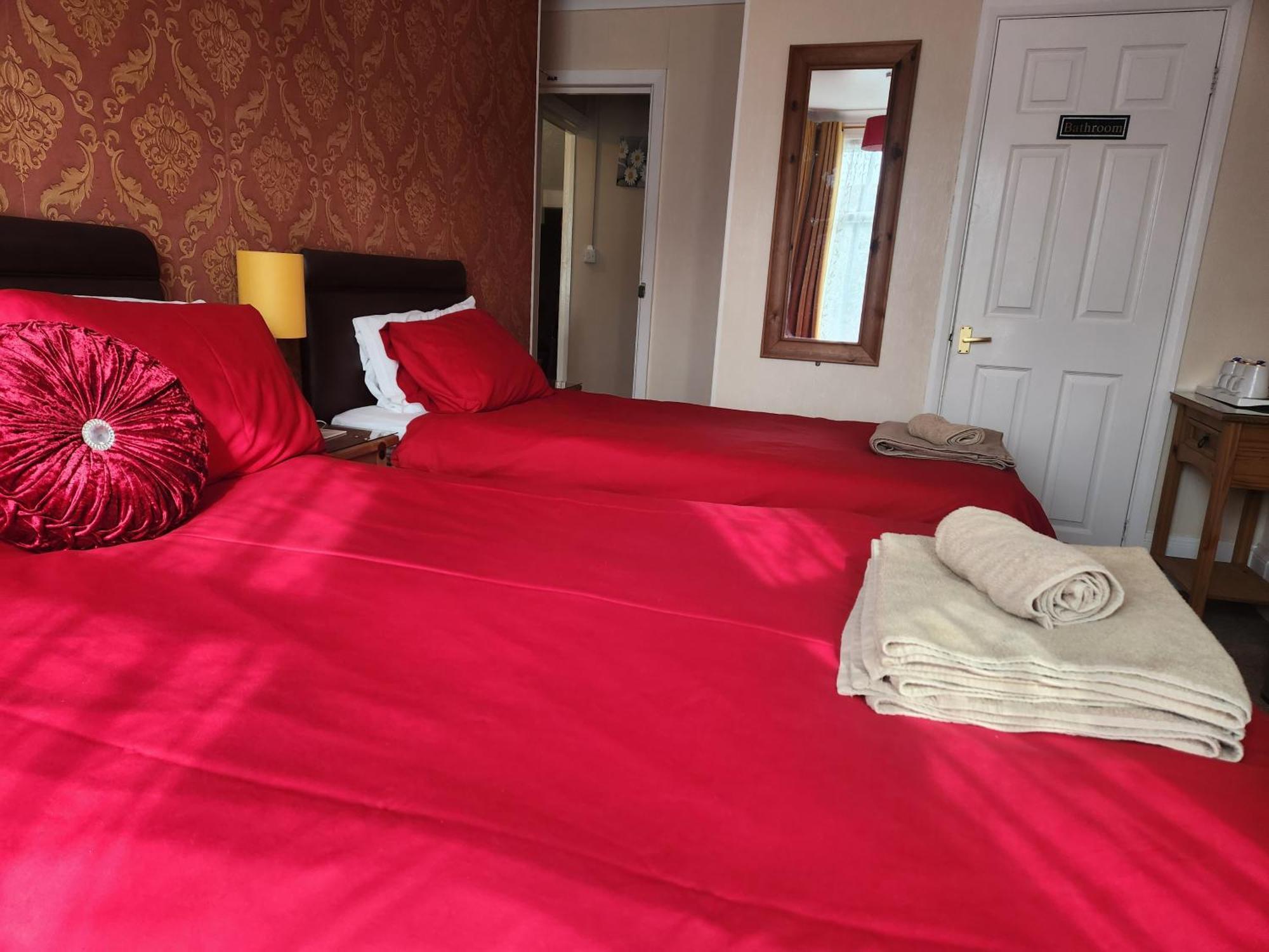 גרייט יארמאות Twin Palms Guesthouse מראה חיצוני תמונה