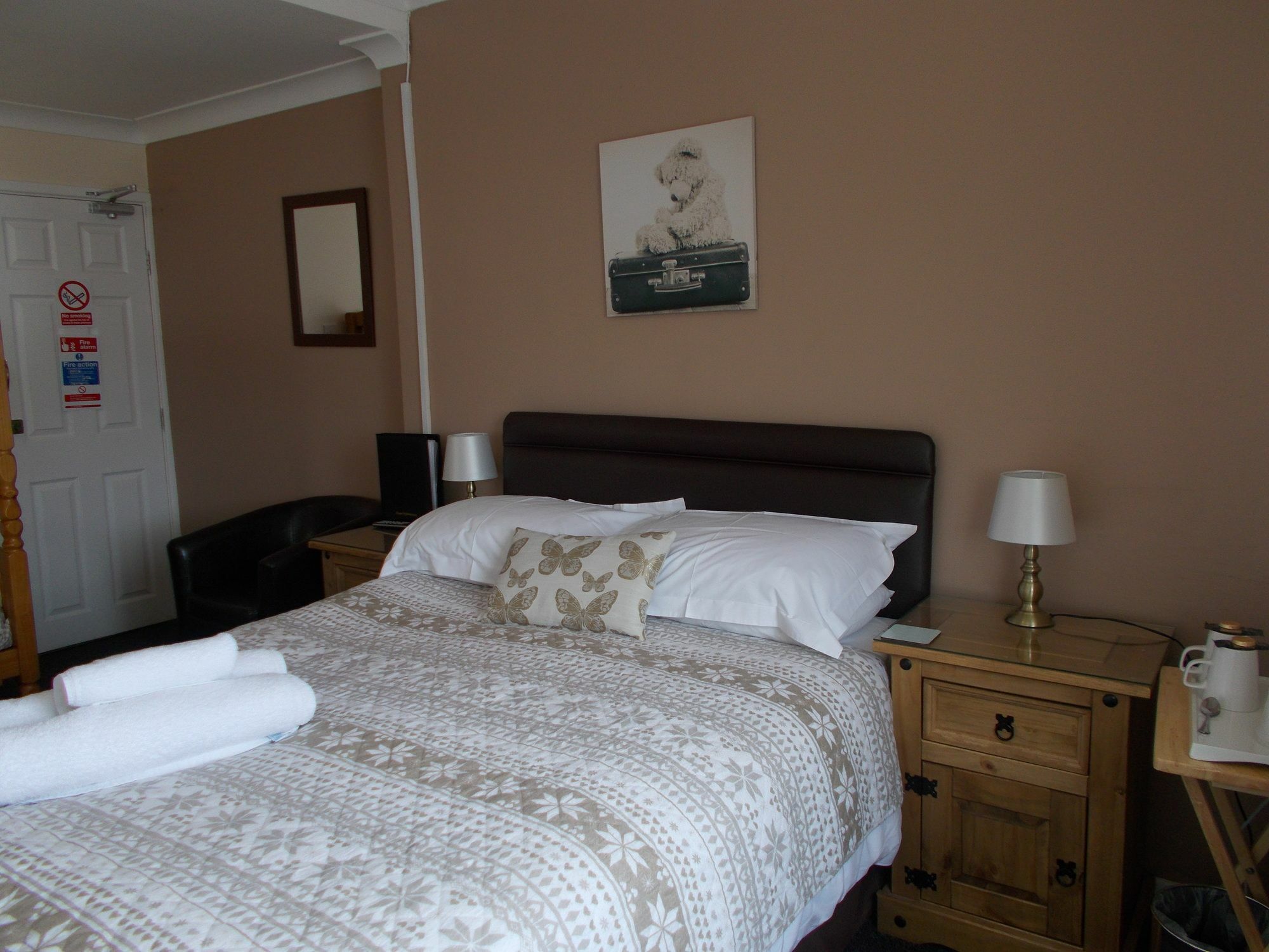 גרייט יארמאות Twin Palms Guesthouse מראה חיצוני תמונה