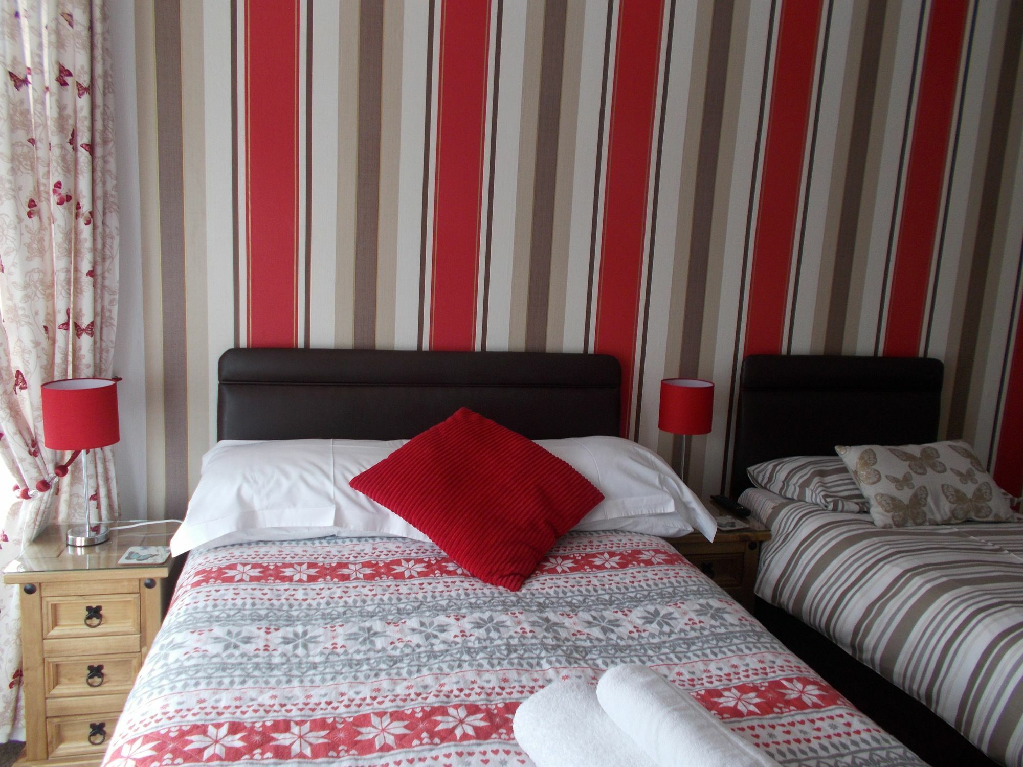 גרייט יארמאות Twin Palms Guesthouse מראה חיצוני תמונה
