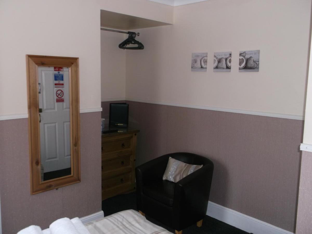 גרייט יארמאות Twin Palms Guesthouse מראה חיצוני תמונה
